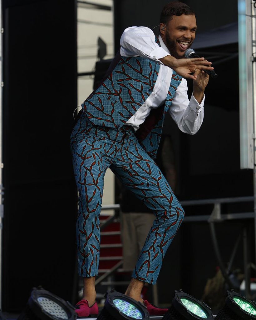 Jidenna Performs on Jimmy Kimmel Live in Nikki Billie Jean 2